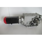 Fanuc  / Lenze  servomotor, 415 Nm. Asmaat 35 mm. Unused